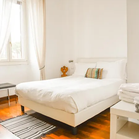 Feliz In Bed & Breakfast Rome